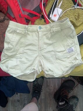 Levi's Red Tab Heritage Graphic Tacked Cuff Denim Shorts size 16 woman’s